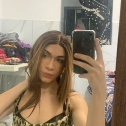 Foto de Ângela Góis ao vivo na webcam