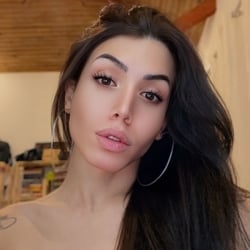 Foto de Sophie Fantasys ao vivo na webcam