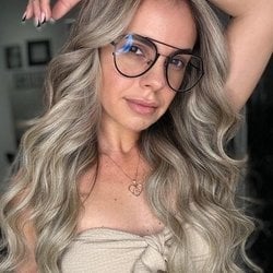 Foto de Sophie Hard ao vivo na webcam