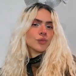 Foto de Sophie Reis ao vivo na webcam