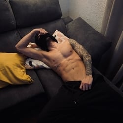 Foto de Spanish Boy ao vivo na webcam