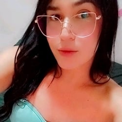 Foto de Sthefanny ao vivo na webcam