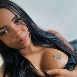 Foto de Sthezinha 28 ao vivo na webcam