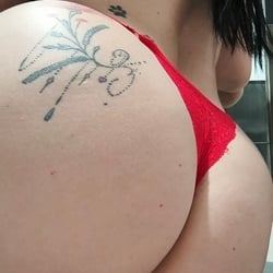 Foto de Sua Hotwhife ao vivo na webcam