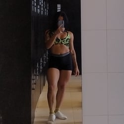 Foto de Sua Namorada T ao vivo na webcam