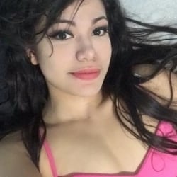 Foto de Suellen Mayora ao vivo na webcam