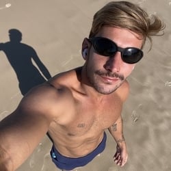 Foto de Surf Dom 23cm - videos sexo ao vivo Sexo ao Vivo