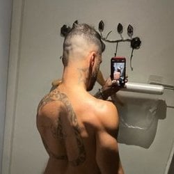 Foto de Surfer - videos sexo ao vivo Sexo ao Vivo