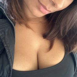 Foto de Suzy 69022 ao vivo na webcam