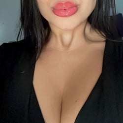 Foto de Suzy Freitas Luz ao vivo na webcam