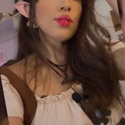 Foto de Sweet Witch ao vivo na webcam