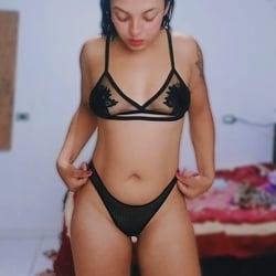 Foto de Talia Rodrigs ao vivo na webcam