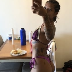 Foto de Taly Assis ao vivo na webcam