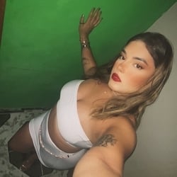 Foto de Tata Gabi ao vivo na webcam