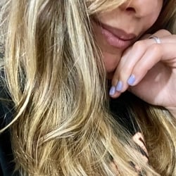 Foto de Tati ao vivo na webcam