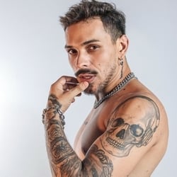 Foto de Tatoo Jr ao vivo na webcam