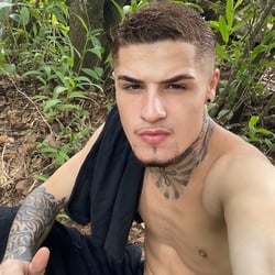 Foto de Hunter Tyler ao vivo na webcam