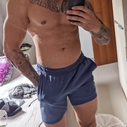 Foto de Tatuado 27 ao vivo na webcam