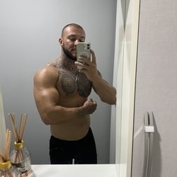 Foto de Tatuado 6976 ao vivo na webcam