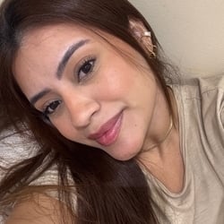 Foto de Taurina Hot 95 ao vivo na webcam