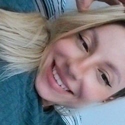 Foto de Thaisa Faria ao vivo na webcam