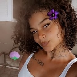 Foto de Thata Chekmat ao vivo na webcam