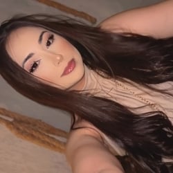 Foto de Thata Japa ao vivo na webcam