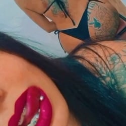 Foto de Monique Scobar ao vivo na webcam