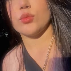 Foto de Thay Sil ao vivo na webcam