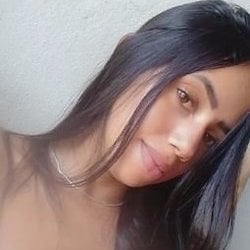 Foto de Thay Souza 96 ao vivo na webcam