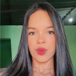 Foto de Thay ao vivo na webcam