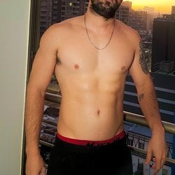 Foto de The Kratos ao vivo na webcam