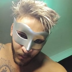 Foto de Theo Estoico ao vivo na webcam