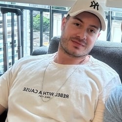 Foto de Theo Santti - videos sexo ao vivo Sexo ao Vivo