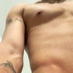 Theo Vício