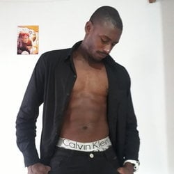 Foto de Tony Black ao vivo na webcam