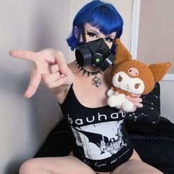 Foto de Toxic KuroKuro ao vivo na webcam