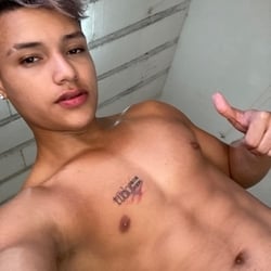 Foto de Tylerch 77 ao vivo na webcam