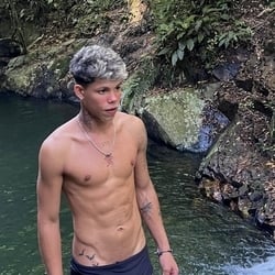 Foto de Uchiha - videos sexo ao vivo Sexo ao Vivo