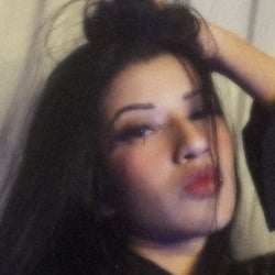 Foto de Uchis ao vivo na webcam