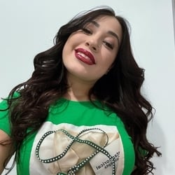 Foto de Universo Nuru ao vivo na webcam