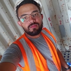 Foto de Ursak ao vivo na webcam