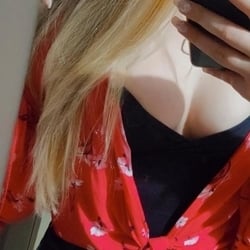 Foto de Sophia Scarlet ao vivo na webcam