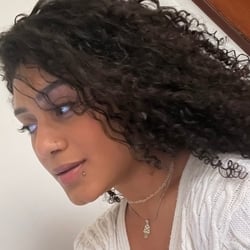 Foto de Veronica Ferraz ao vivo na webcam