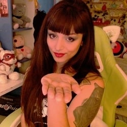 Foto de Verônica ao vivo na webcam