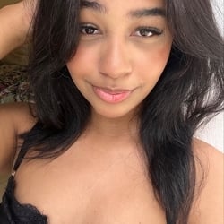 Foto de Virgem Morena ao vivo na webcam