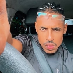 Foto de Vitor Moletom ao vivo na webcam