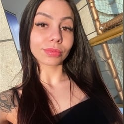 Foto de Vivi Pires ao vivo na webcam