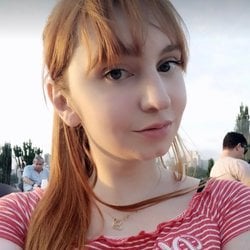 Foto de Vivian Fadel ao vivo na webcam