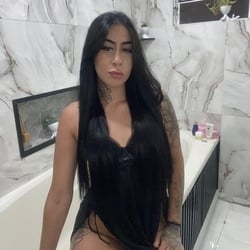 Foto de Web Petrova ao vivo na webcam